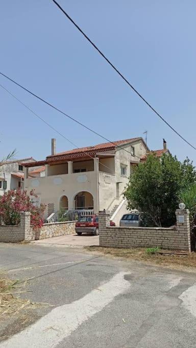 דירות Kanálion La Casa De Sophie מראה חיצוני תמונה
